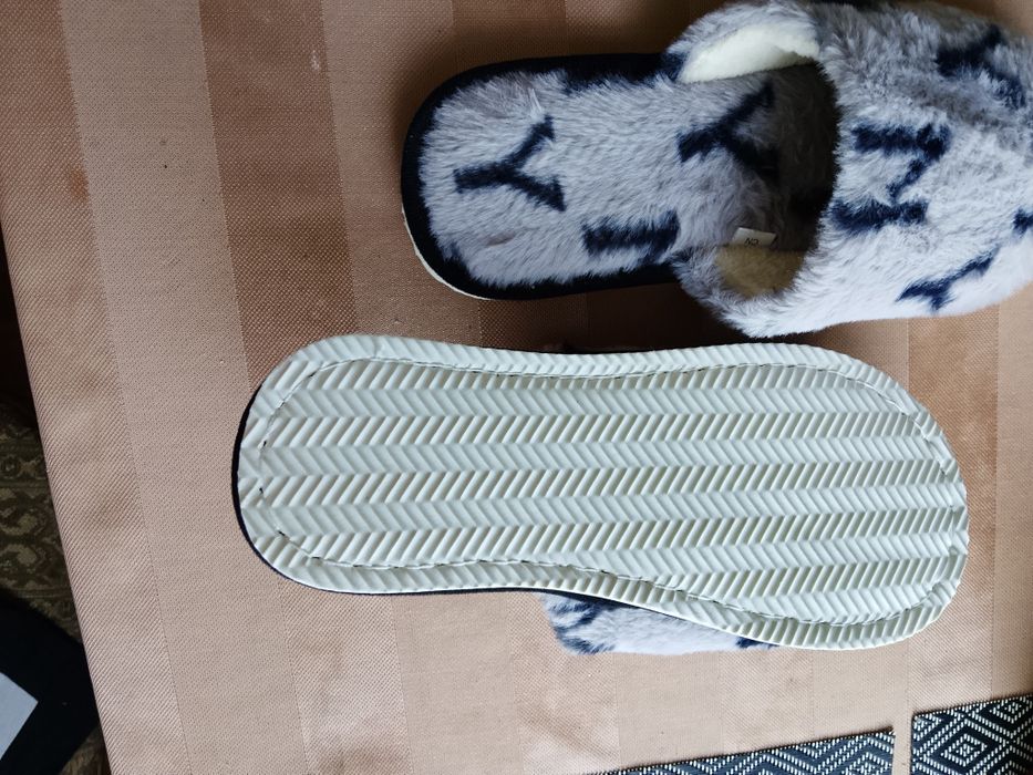 Kapcie damskie 38