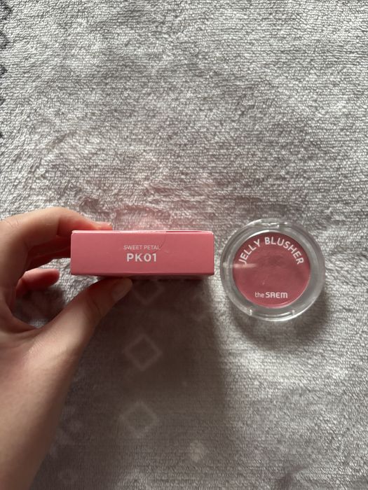 The Saem jelly blusher sweet petal róż