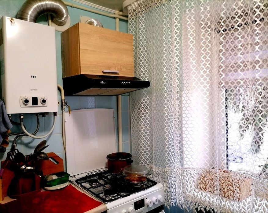 Здам кімнату для проживання дівчини або хлопця. Грушевського