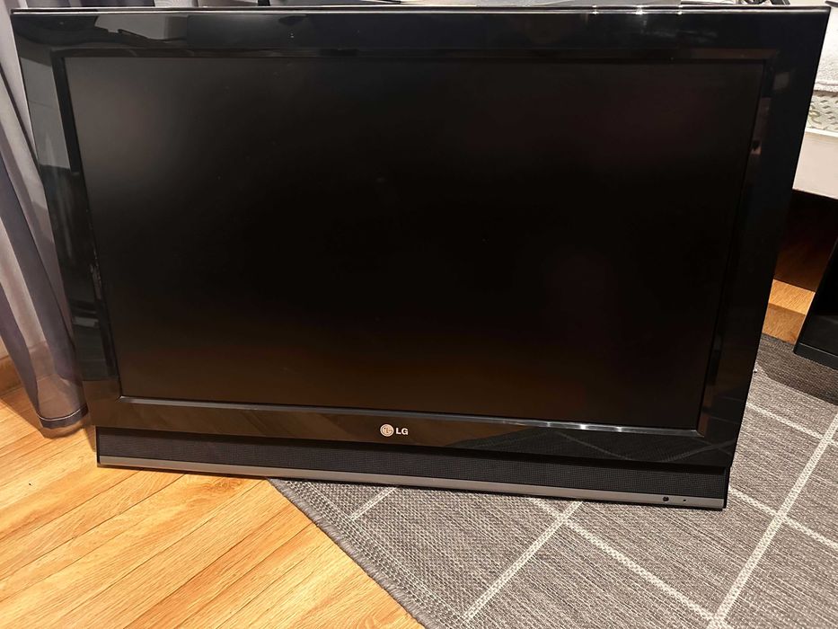 Telewizor LG 32LC42 32"