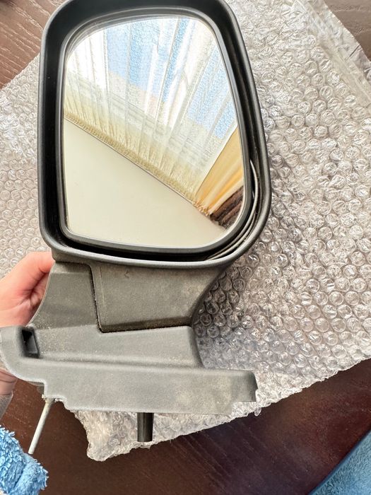 Дзеркало ліве Нива21214