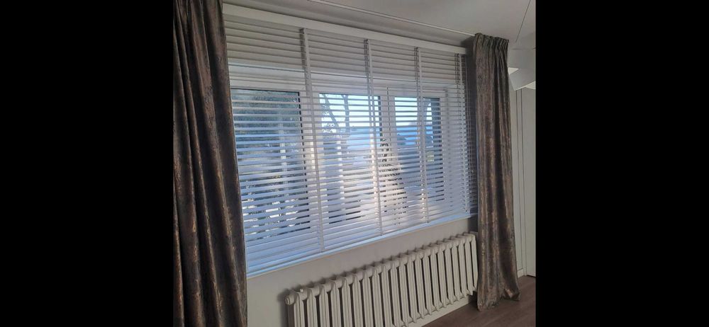 Żaluzje drewniane wewnetrzne 260x170wys