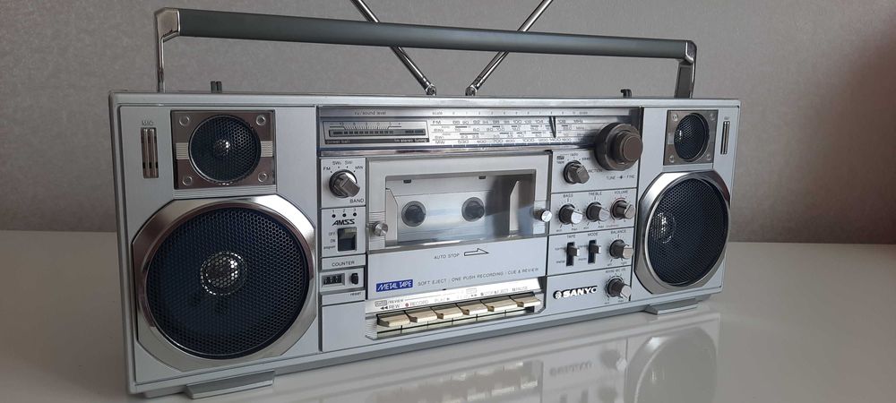 Магнитола SANYO M7900K