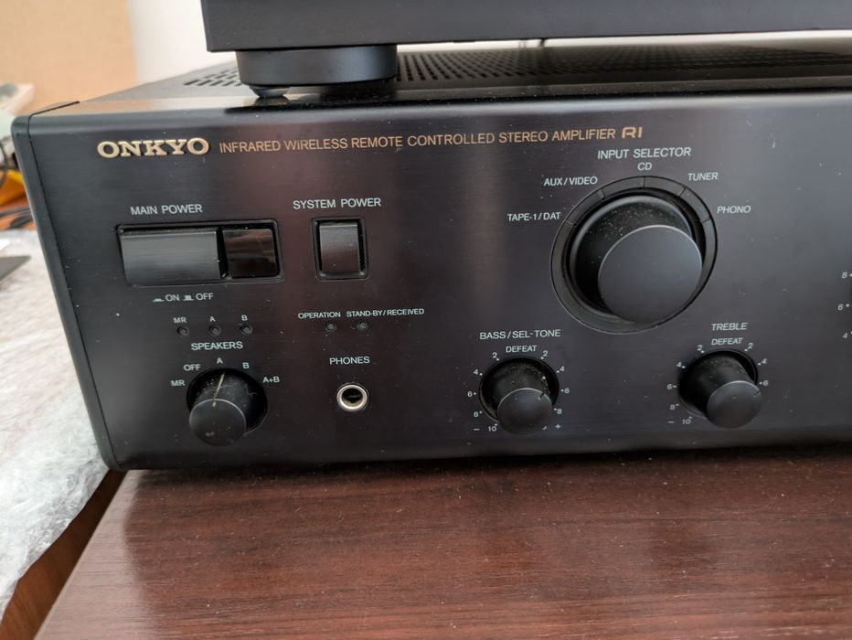 Onkyo A-8830 підсилювач