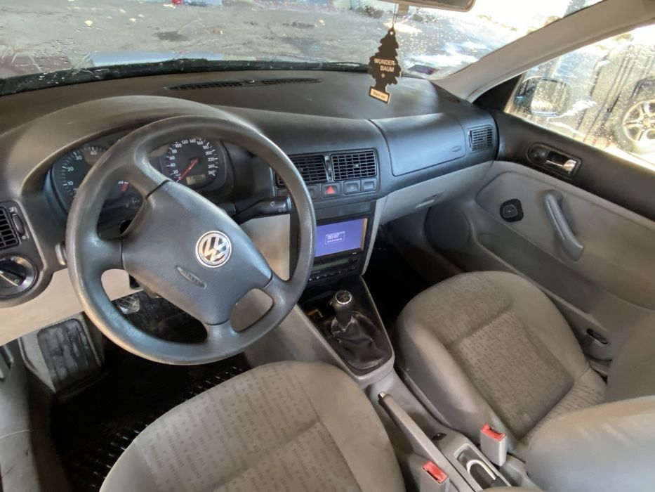 Розборка/Продаж запчастин Volkswagen Golf 4 двигуни1.4/1.6/1.8/1.9
