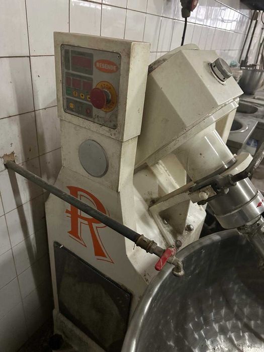 Amassadeira marca Resende 80KG