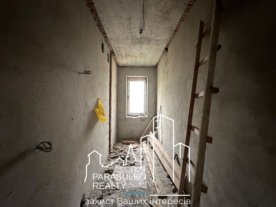 Розкішний будинок в бажаному місці!