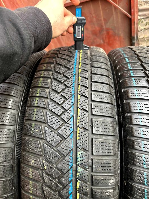 Шины БУ 215 60 R 18 Continental TS 850 Run Flat Комплект зима