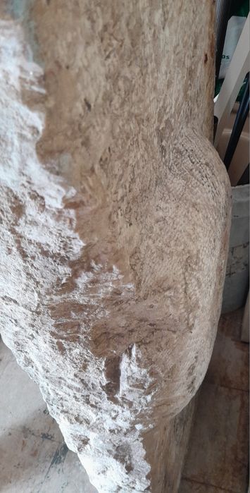 Lava loiça antigo em pedra