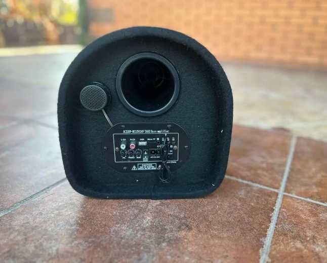 Сабвуфер-колонка активний саббуфер. сабуфер. Саб. Буфер