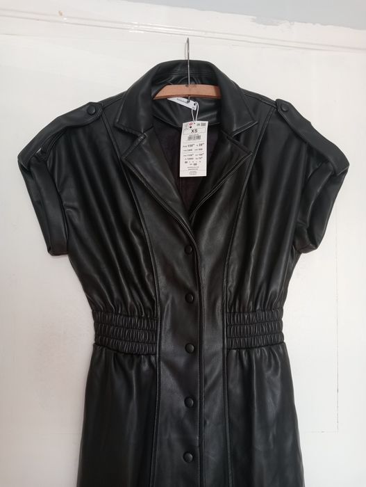 Damska sukienka skórzana