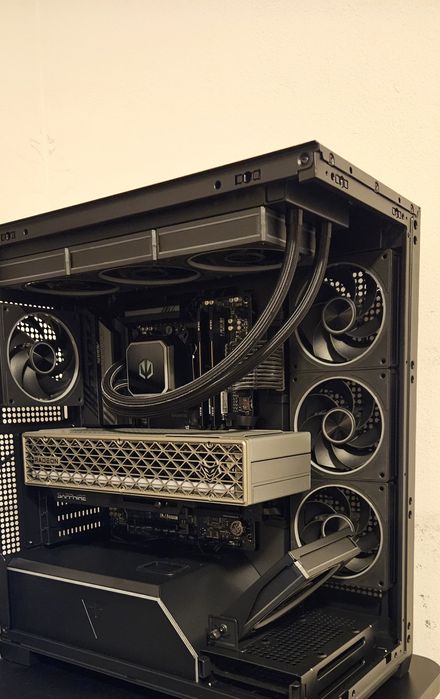 Nowy Komputer Gamingowy RX 9070XT/32GB RAM/RYZEN 7 7800X3D