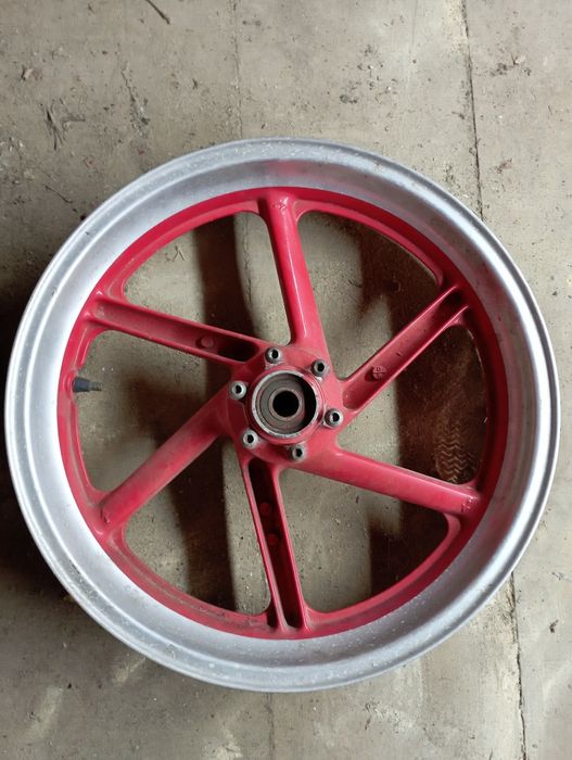 Jante 16 frente Honda CBR 900