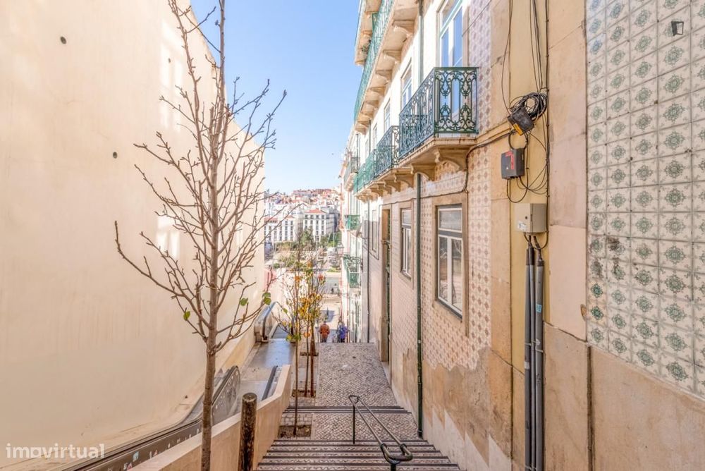 Quarto - localizado em Mouraria Lisbon