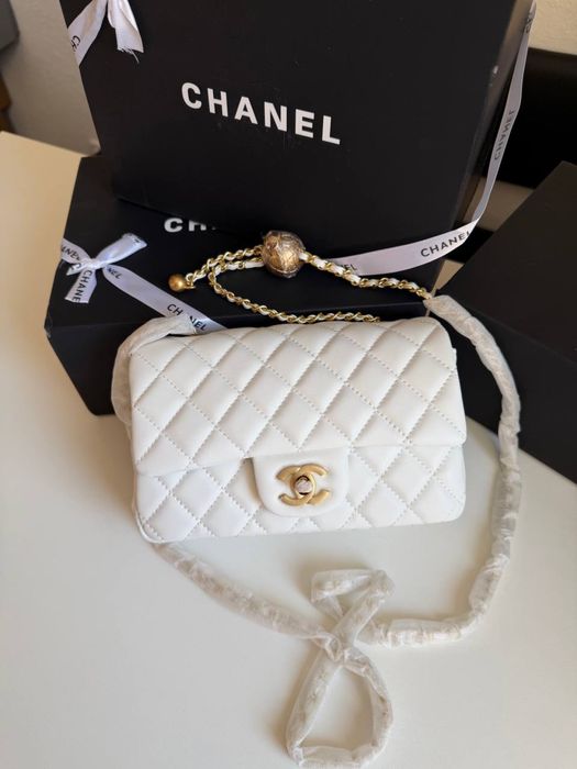 Сумка Chanel Classic рожева, біла, чорна, лавандова, жовта