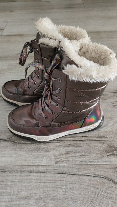 Buty śniegowce, zimowe dziewczęce, rozm . 35