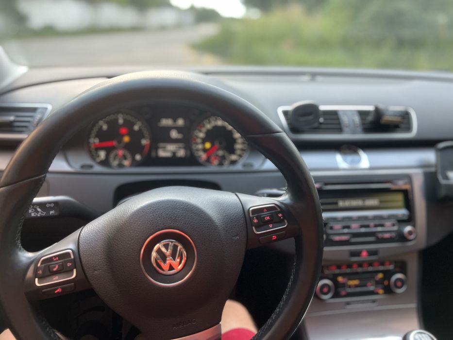 Продам автомобіль Volkswagen Passat b7 1.6 дизель