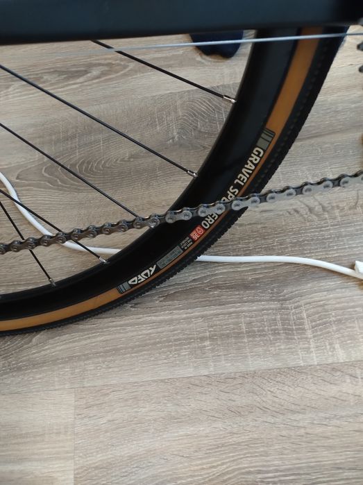 Triban RC500 – szosa endurance / gravel Dwa zestawy kół