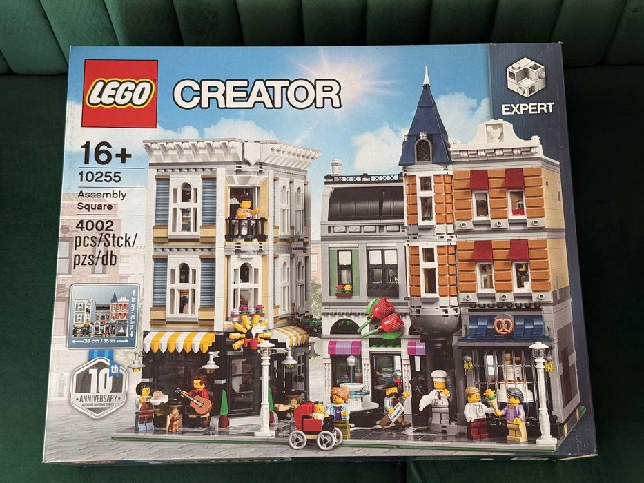 LEGO 10255 - Plac zgromadzeń