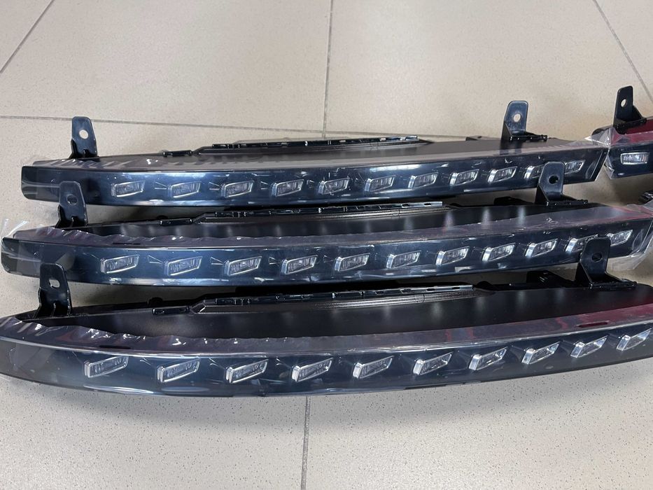 Поворотник ауди ку7 Ходовые огни 12 11 диодов drl Audi Q7 4L