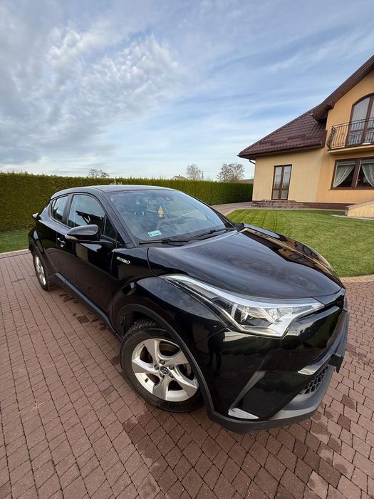 Toyota C-HR 1,8 Hybryda