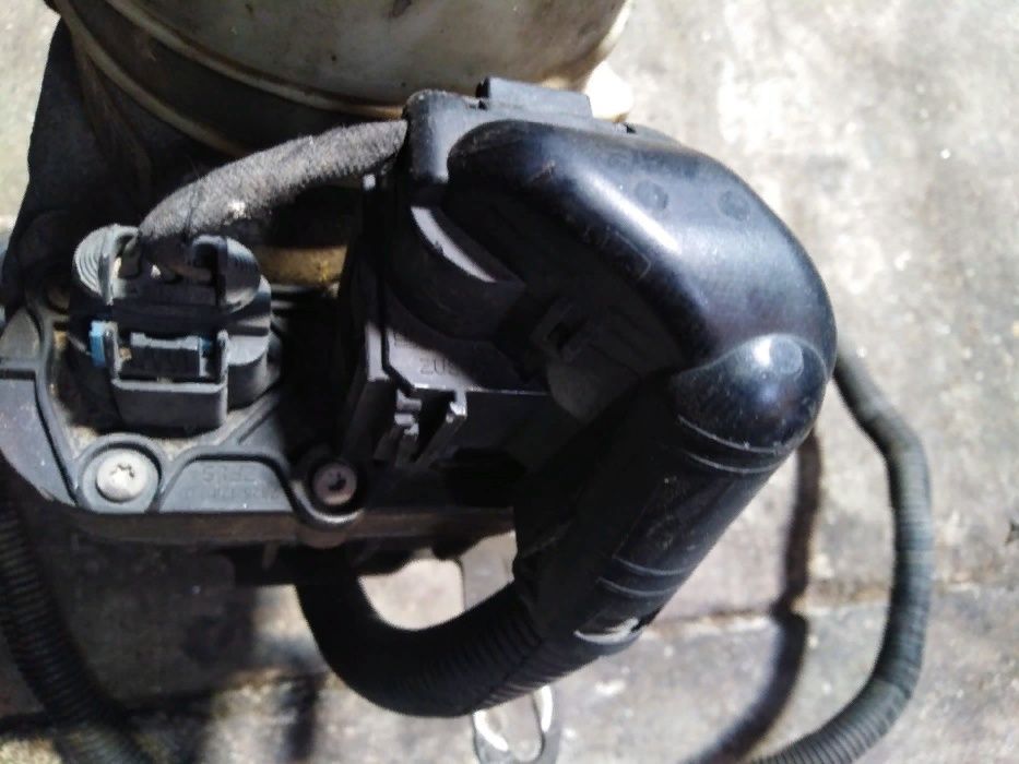 Bomba de Direção Assistida Opel Zafira B Ref.: 13292.554