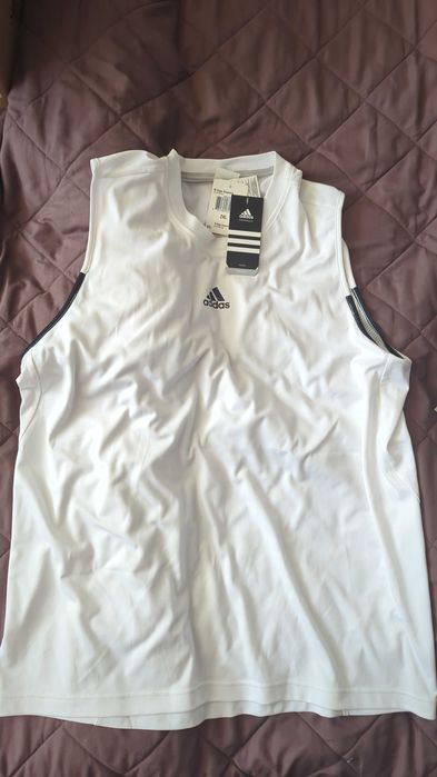 Nowa koszulka Adidas