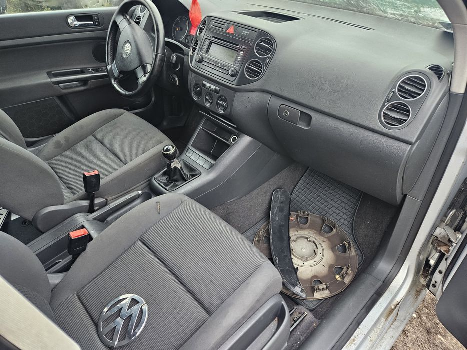 VW Golf 5 plus LA7W zderzak maska blotnik klapa drzwi koła pas lampa
