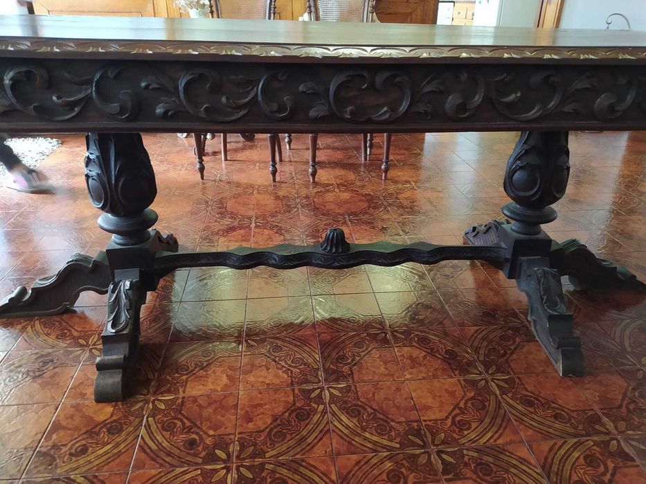 Mobília de Sala de Jantar Estilo Antigo