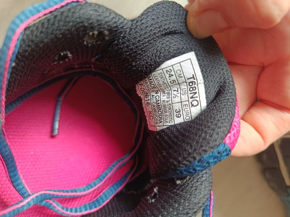 Asics buty do biegania 39