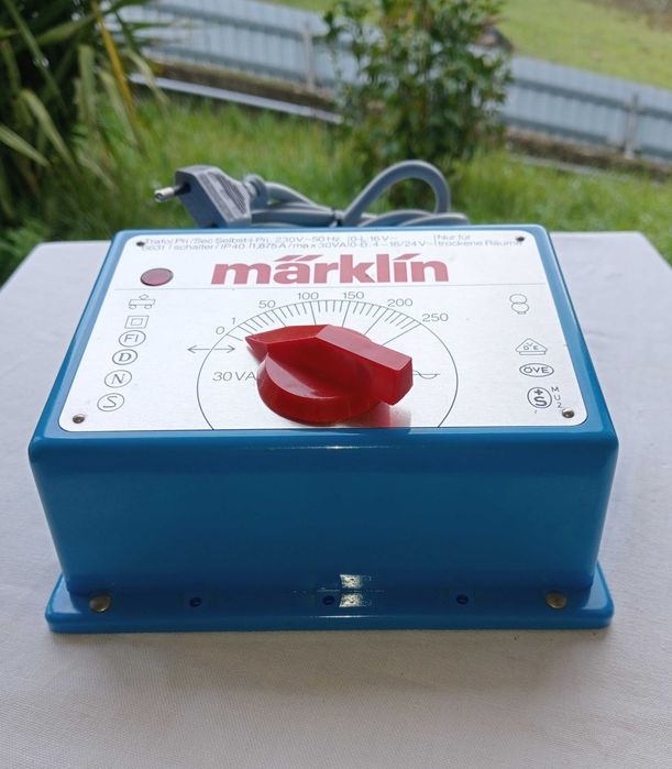 MARKLIN 6631, Transformador 30VA
