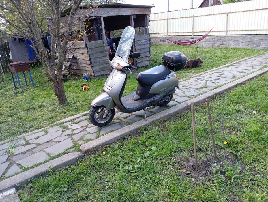 Мопед Хонда Леад
