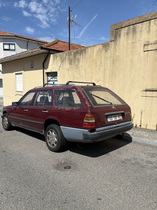 Mercedes 250 Turbo Diesel - 1989