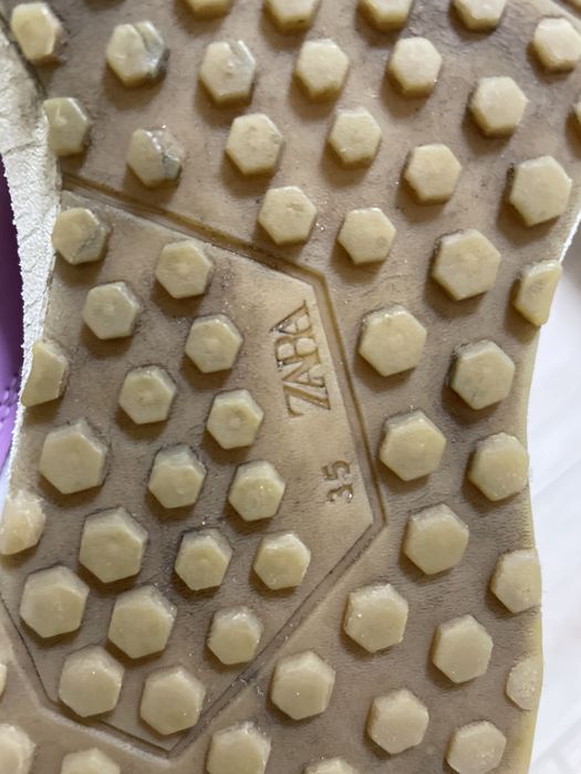 Кросівки Zara. Дитячі