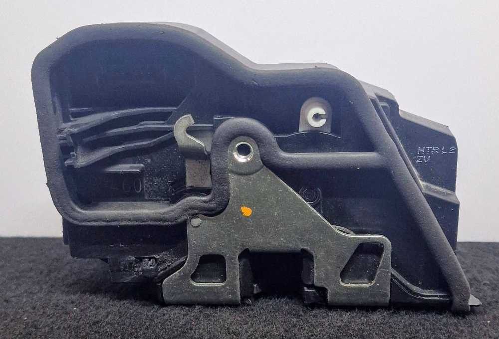 Fechadura / Fecho Porta Trás Direito BMW 1 (F20) ano 2011