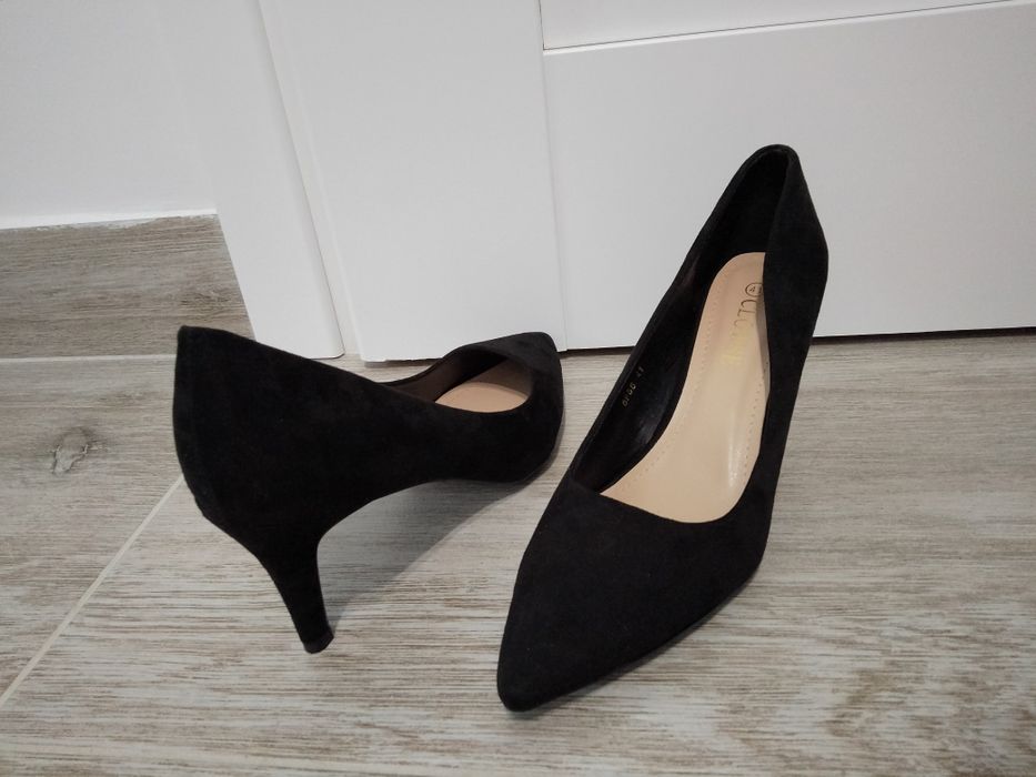 Buty szpilki 40 nowe czarne zamsz