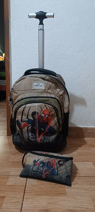 Conjunto Escolar Homem-Aranha (Mochila Trolley + Estojo)