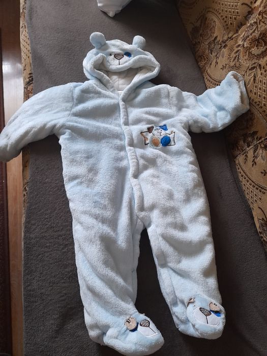 Kombinezon dziecięcy misiek