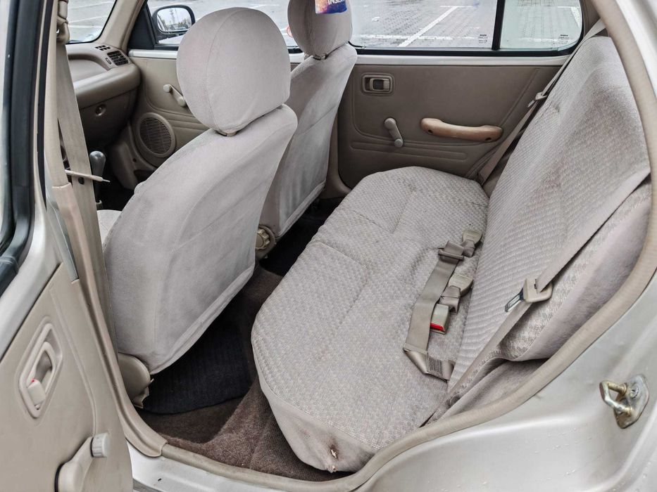 Nissan Micra K11 idealny na zabytek