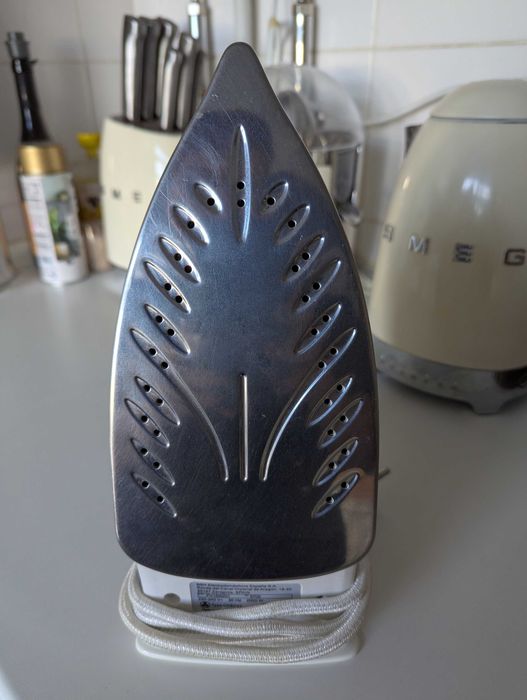 Ferro de engomar Ufesa Axis 10 2200 W