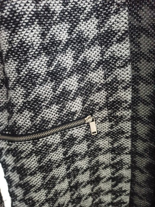 Narzutka, płaszczyk, kardigan. Stradivarius M