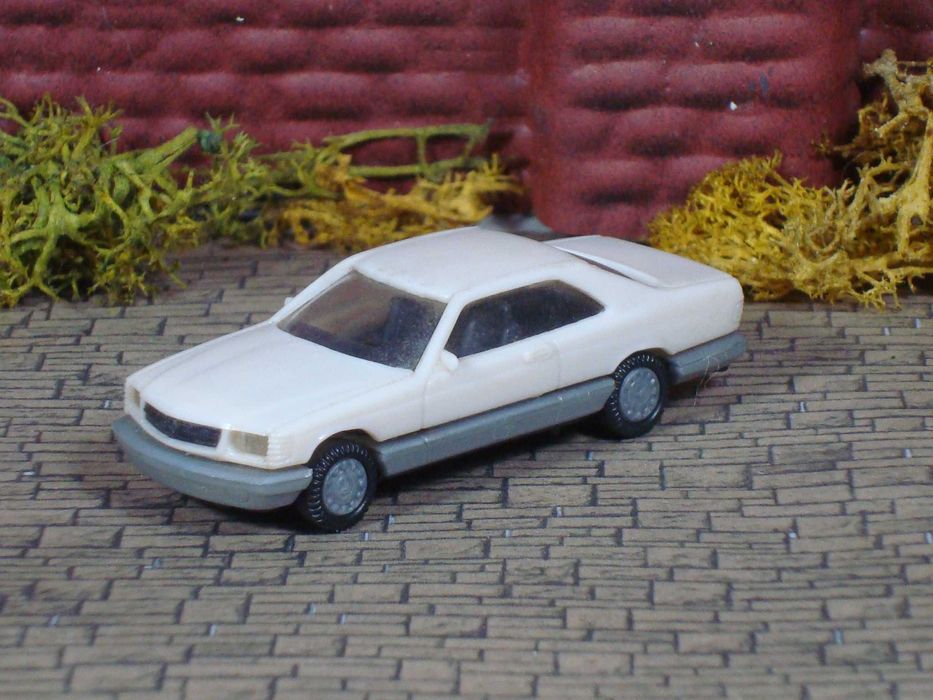 Miber - Mercedes Benz 500 Sec / Escala 1:87 / Usado