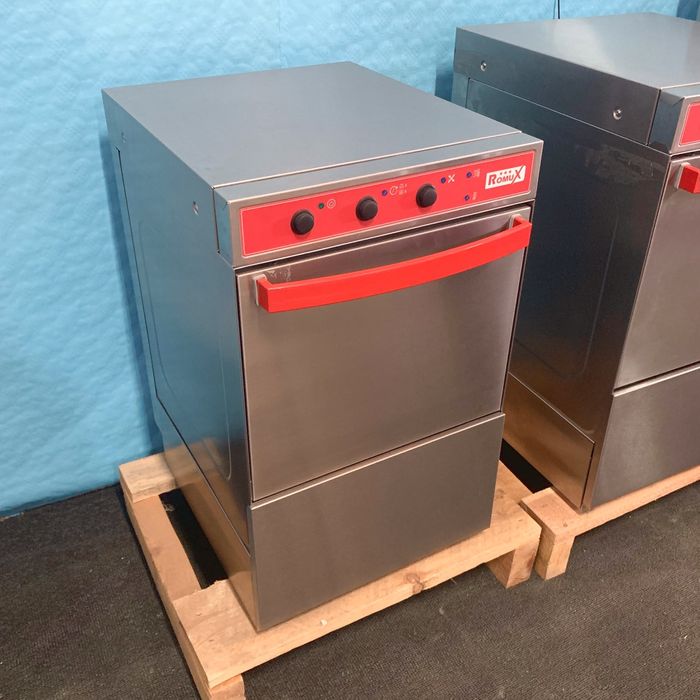 Máquina de lavar copos e Máquinas de lavar louça industriais