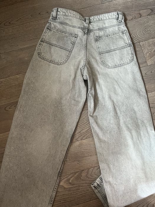 Сірі беггі джинси BERSHKA