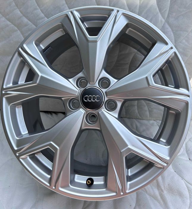 4x alufelgi 7Jx17 Audi A1 Q2 5x100 ET43 nowe