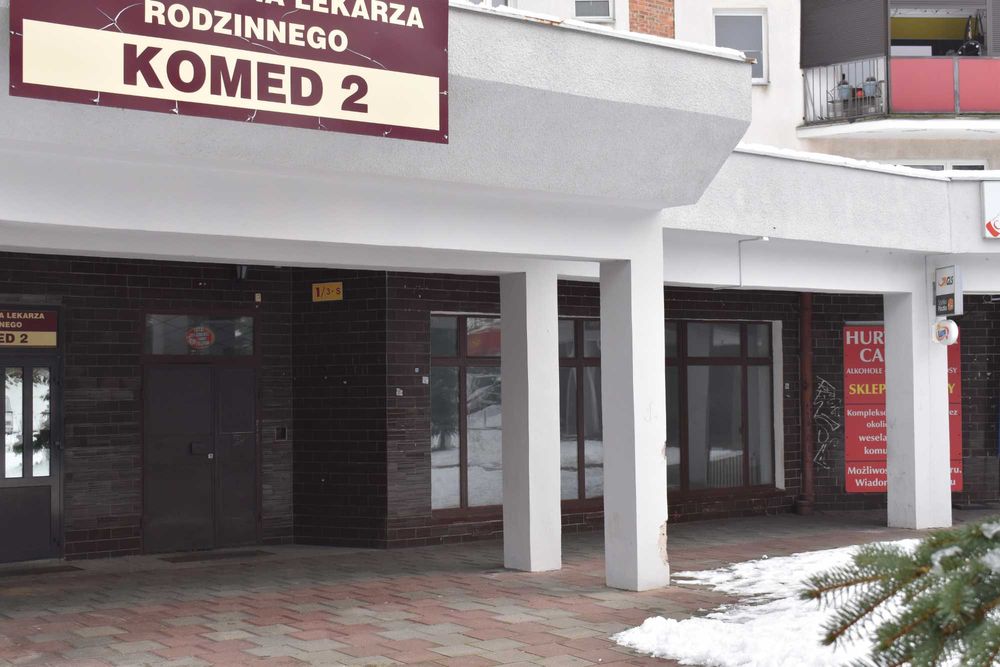 Wynajmę przestronny lokal na usługi , biuro handel