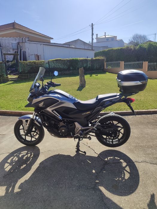 Honda NC 750 X 2015 4500 Km impecável