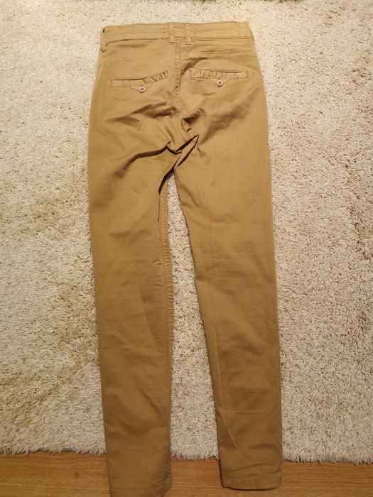 Spodnie chinosy rozm 32  jasny musztardowy pull & bear