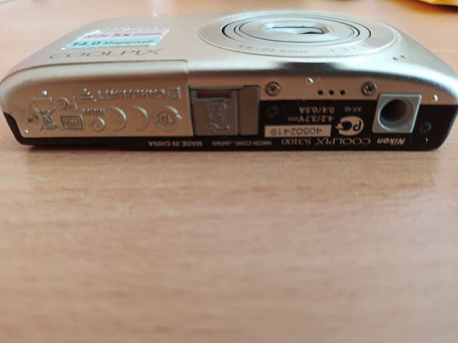 Фотоапарат Nikon S 3100