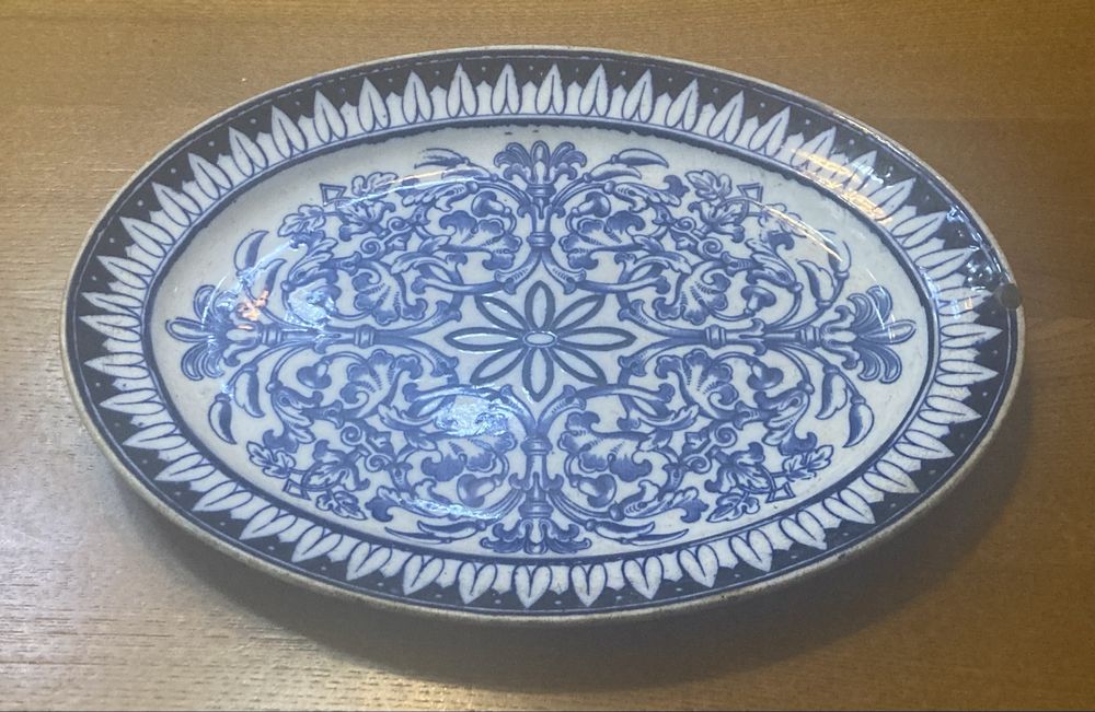 Travessa Inglesa Brown Westhead Moore motivo Teutonic de 1872